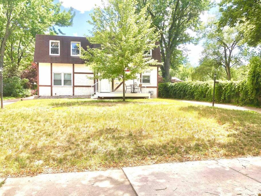 Two Bedroom Gem By Lake Nokomis Minneapolis Ngoại thất bức ảnh